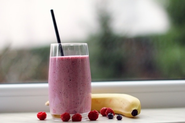 Healthy breakfast ideas smoothie made with yogurt, berries, and banana
